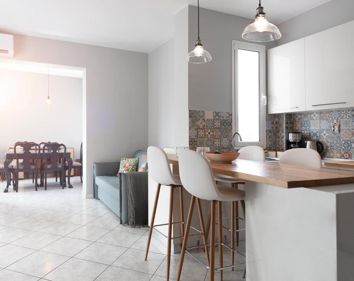 Vanilla Luxurious Apartment カヴァラ エクステリア 写真